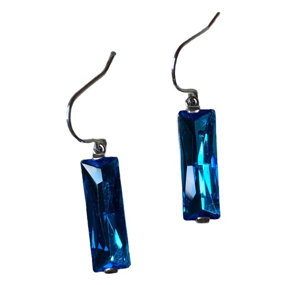 Vintage Aqua & Silver Tone Drop Rectangle Shaped Earrings w/ Fish Hook Closures - Picture 1 of 6